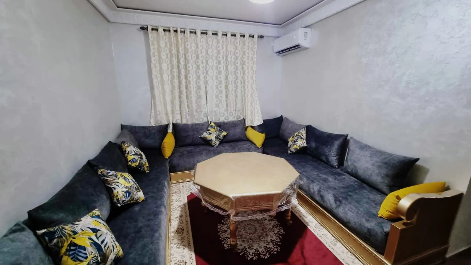 Appartement à Louer à Marrakech – 2 Chambres, 2ᵉ Étage, Ascenseur & Parking