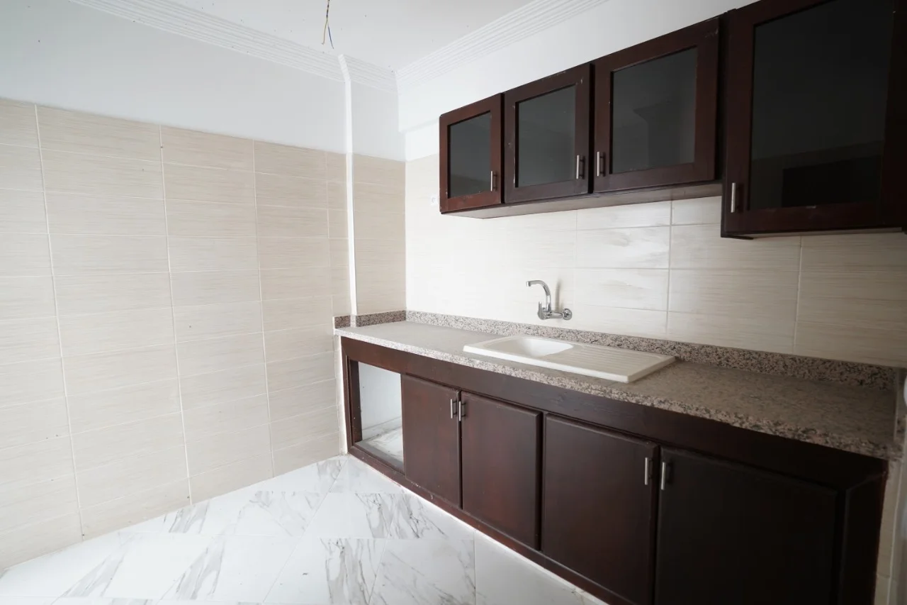Très bel appartement à vendre à Tanger 2 chambre 2 balcon 79 mètres 4 ème étage