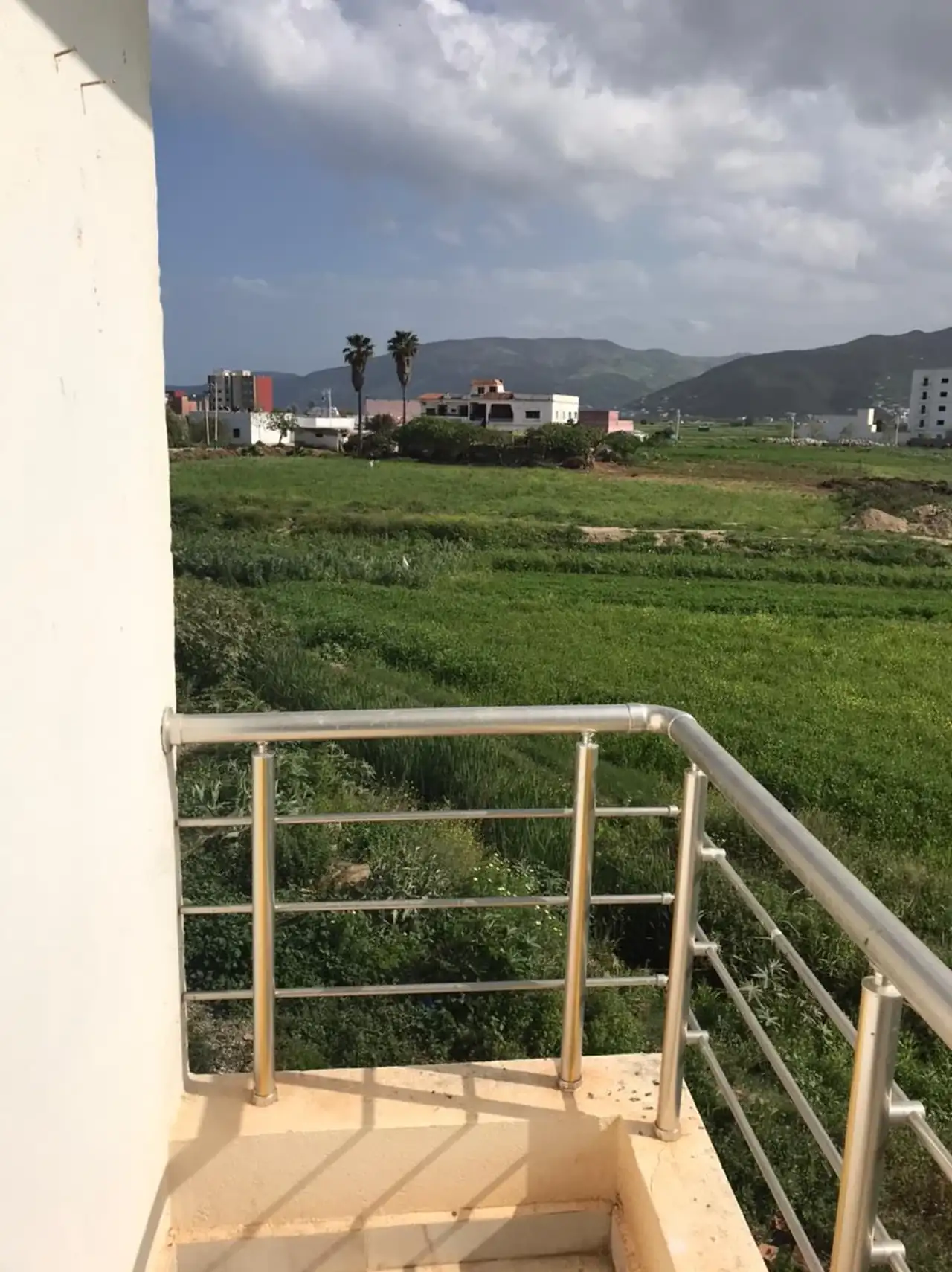 bel Appartement à vendre à Oued Laou 2 chambr...
