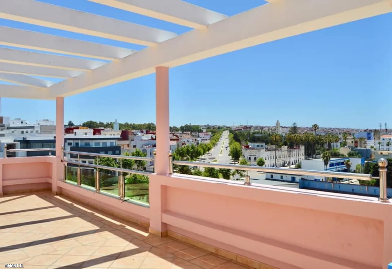Appartement à louer à Assilah, sur la corniche.